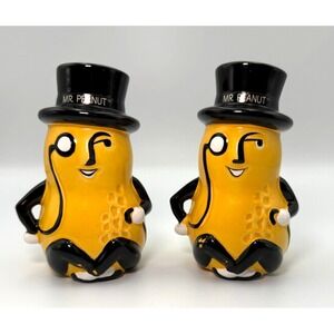 1990 Vintage Mr. Peanut, Salt & Pepper Shaker Set 5" Tall